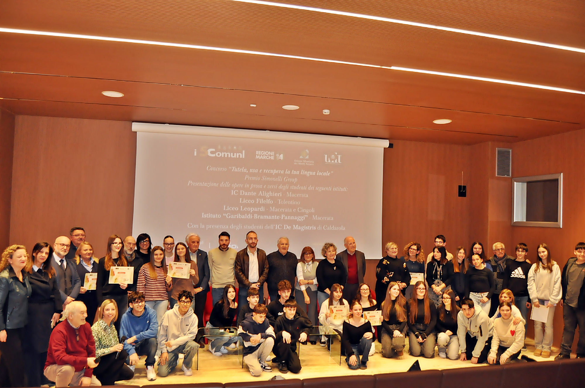 Poesie e racconti in dialetto - Studenti premiati alla Simonelli Group